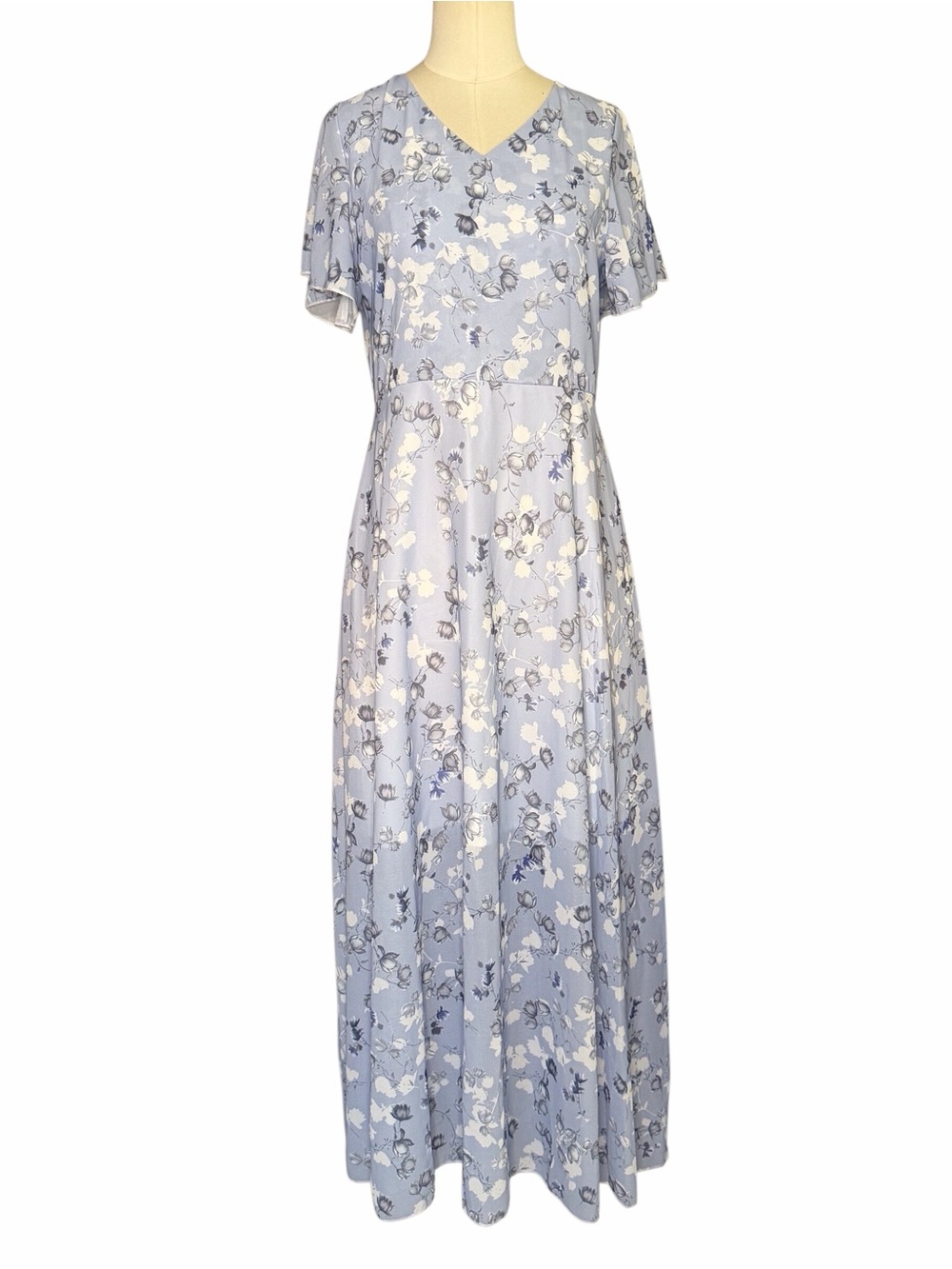 Women’s Blue Floral Maxi Dress Size Small Short Sleeve V-Neck Cottagecore
